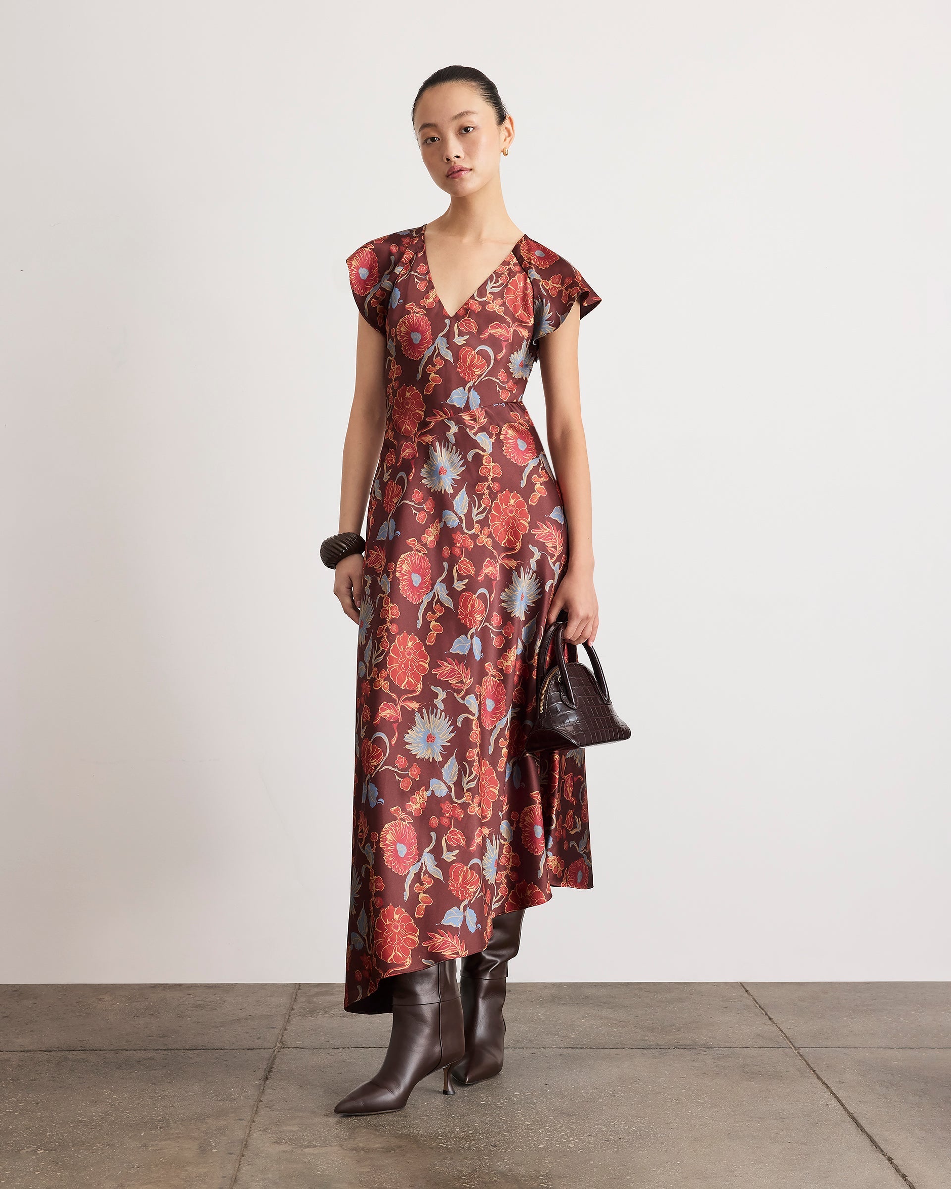 Violeta V-Neck Dress in Deep Redwood Floral