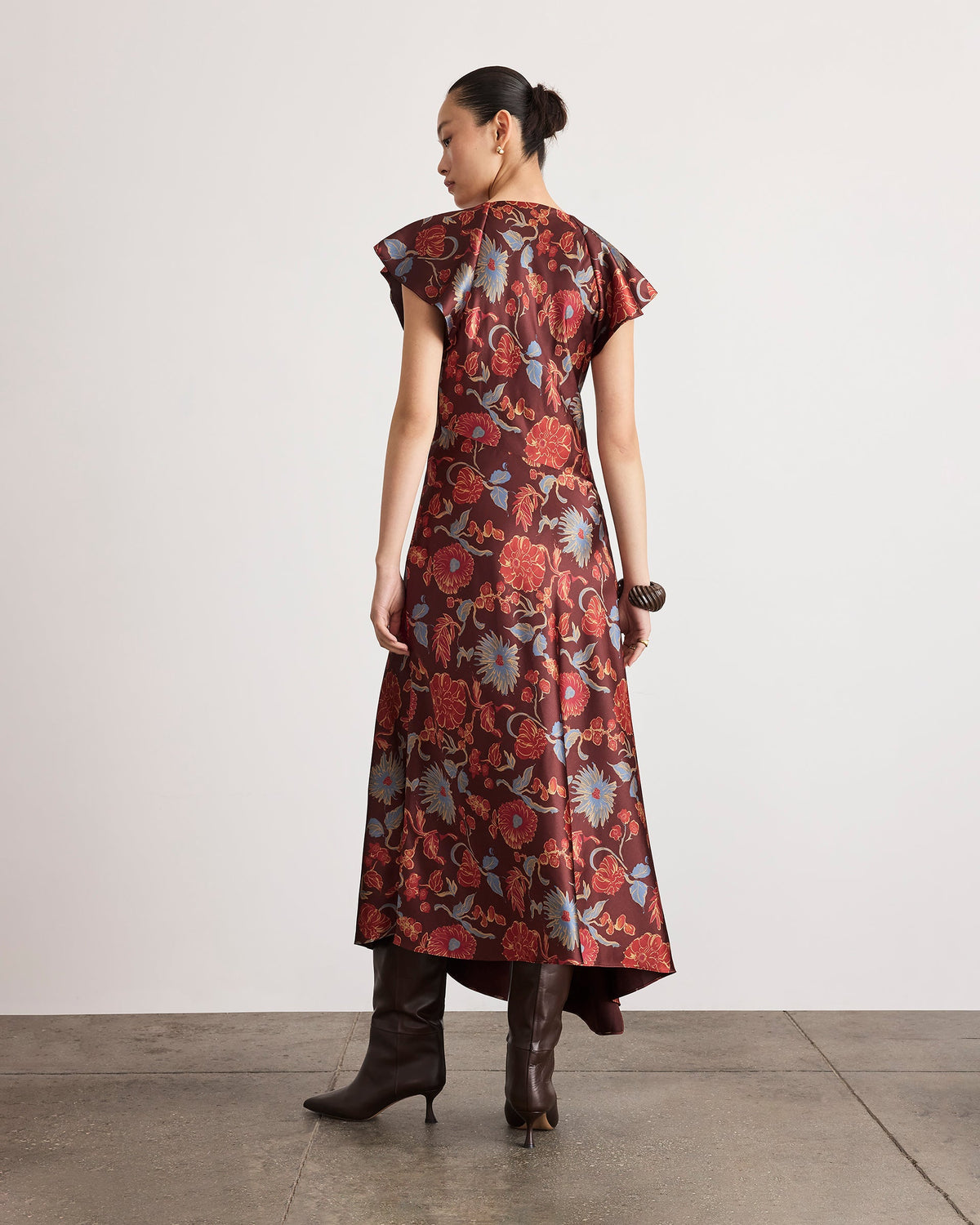 Violeta V-Neck Dress in Deep Redwood Floral