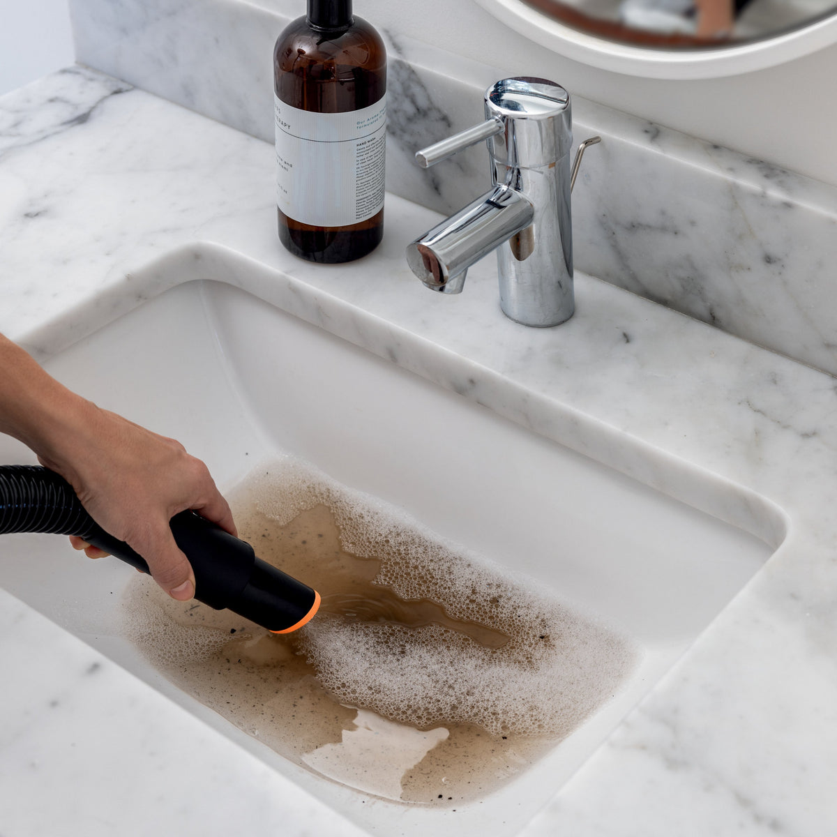 MessMaster Portable Wet Dry Vacuum