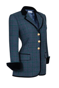 Victoria Dorset in Plaid