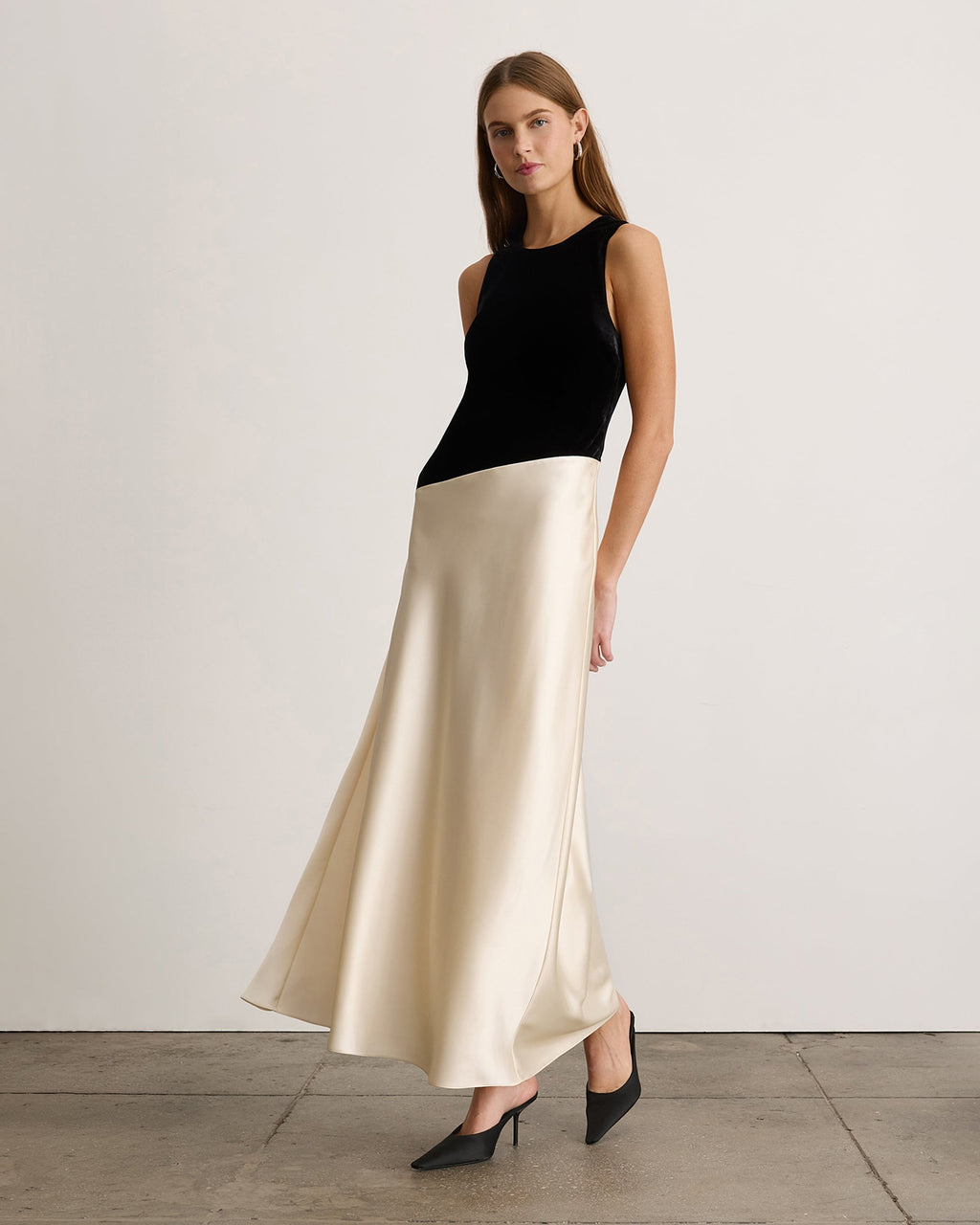 Vivian Gown in Black/Ivory