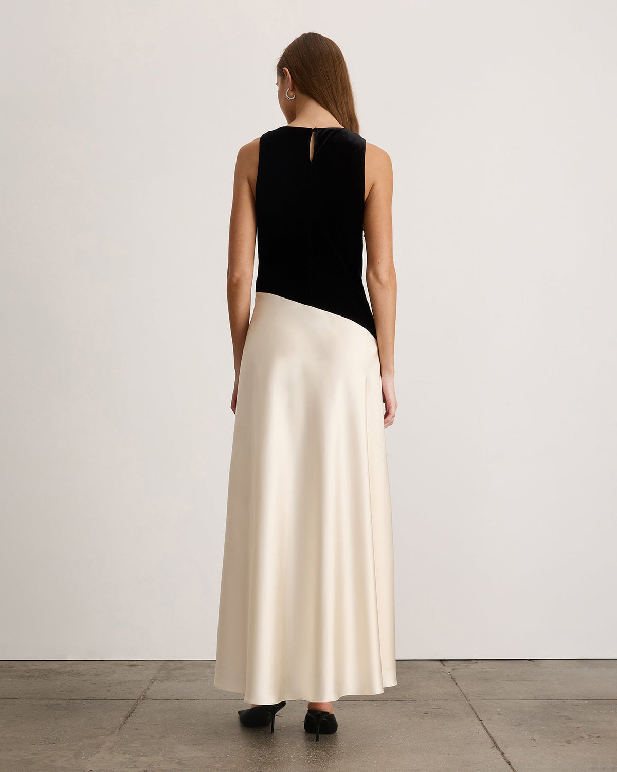 Vivian Gown in Black/Ivory