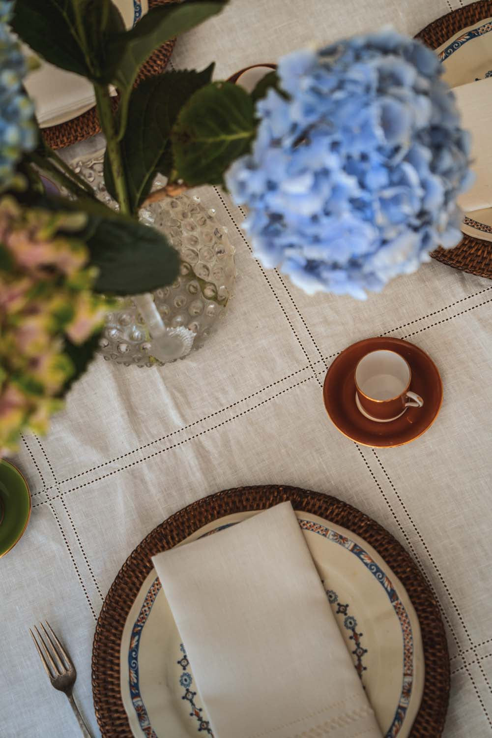 Double Hemstitch Check Round Tablecloth