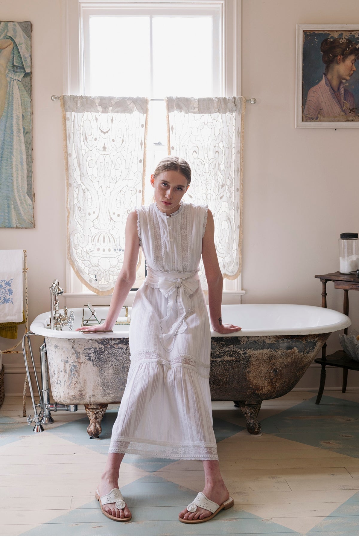 Sleeveless Flounce Dress in White Cotton Floral Lace
