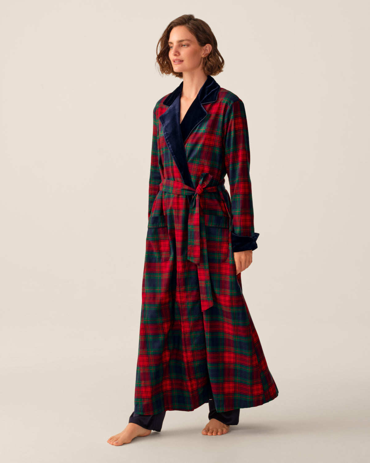 Women’s Brushed Twill Velvet Trim Robe in St. James Tartan
