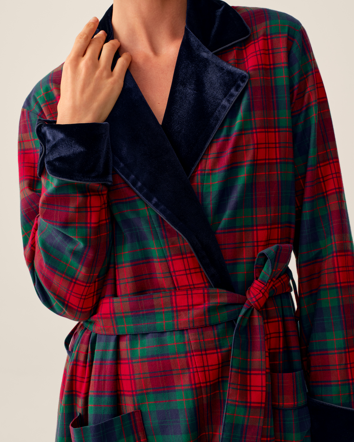 Women’s Brushed Twill Velvet Trim Robe in St. James Tartan