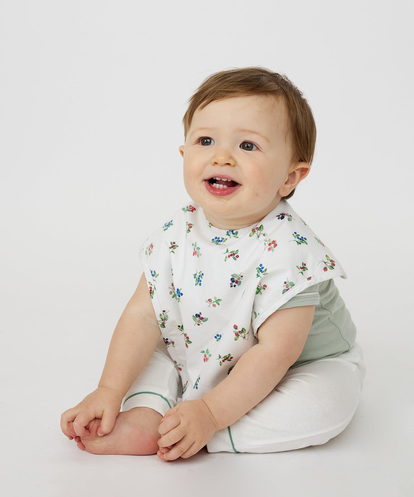 Waterproof Bib in Very Berry