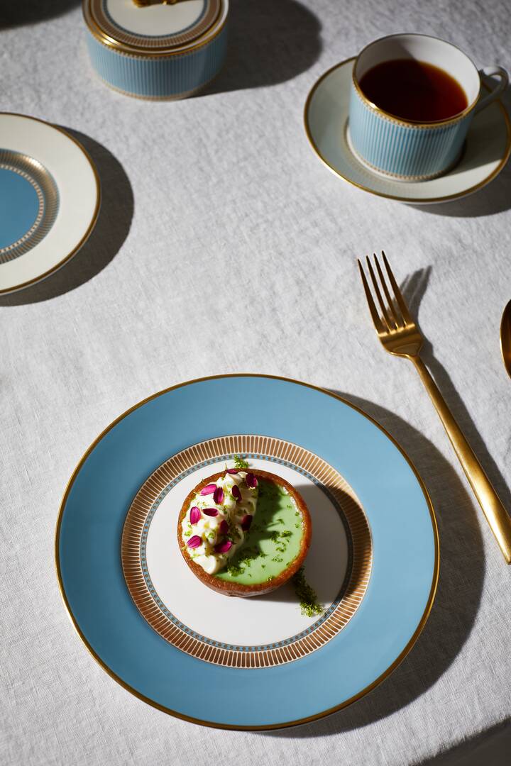 Helia Plate, 8"