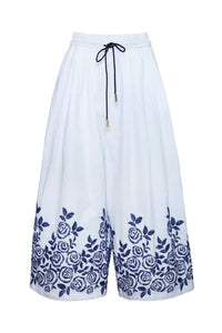 Close up of the Whisper Pant in White Rose Fence. 