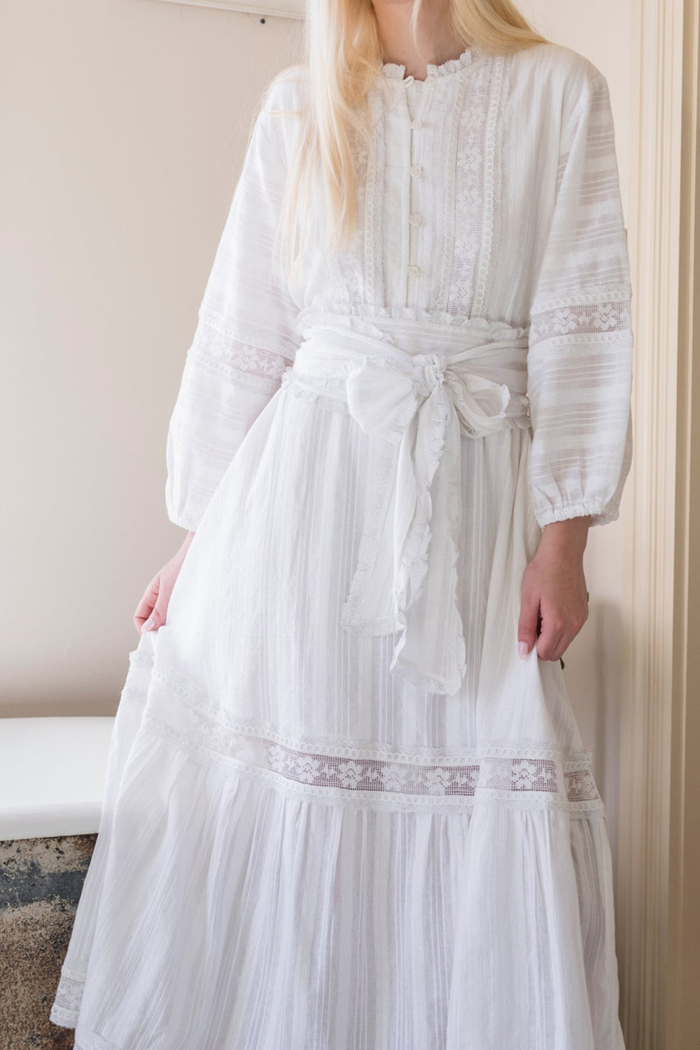 Flounce Dress in White Cotton Floral Lace