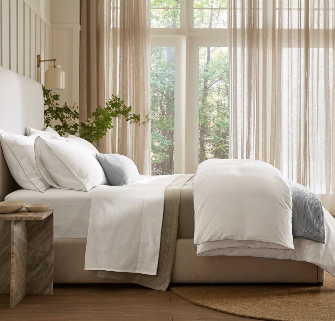 Signature Piped Edge Duvet Set