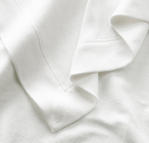 Essential Bed Blanket in White