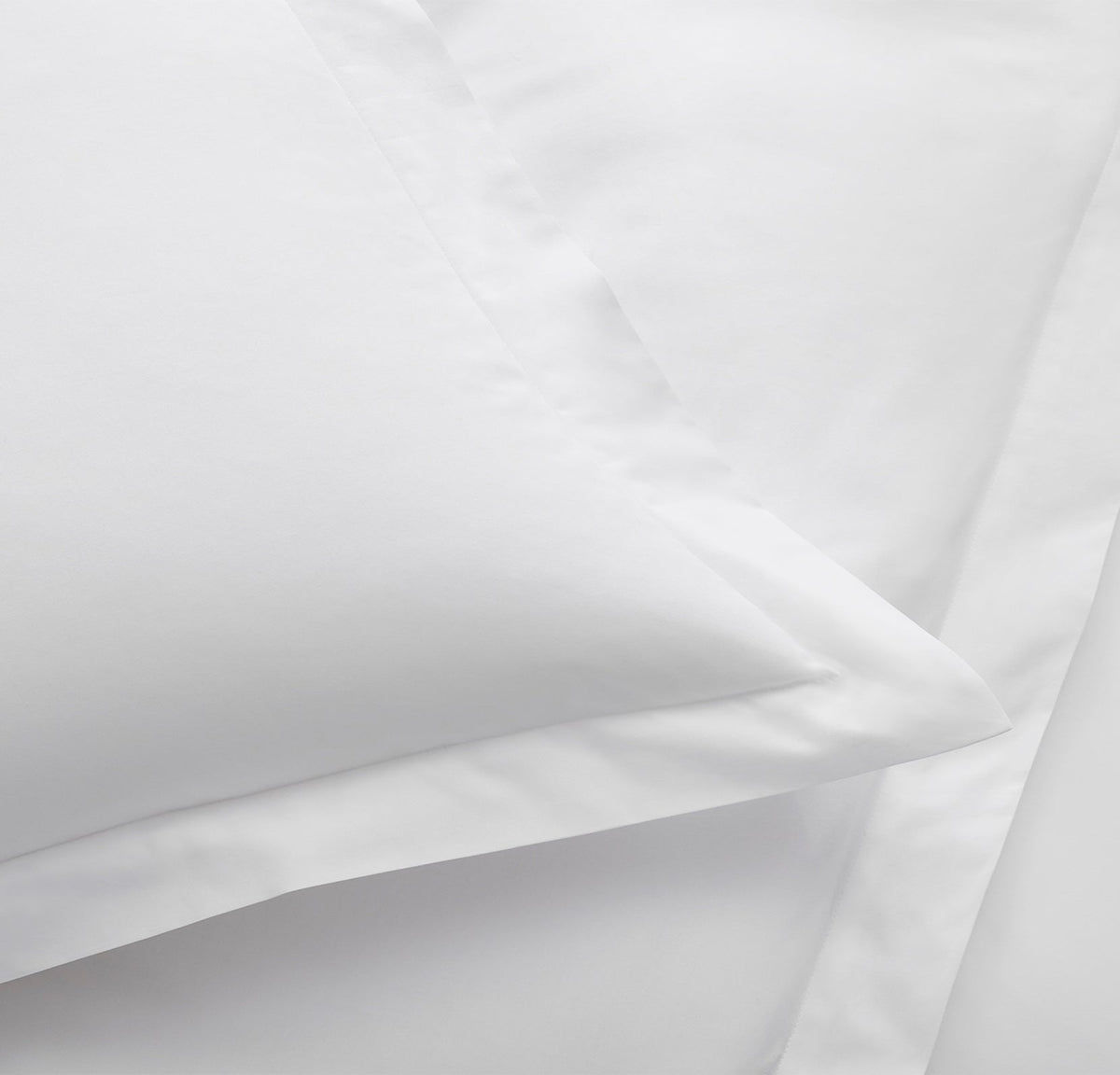 Percale Hemmed Duvet Set in White