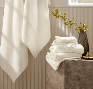 Plush Bath Sheet Set in White