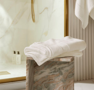 Plush Bath Towel in White