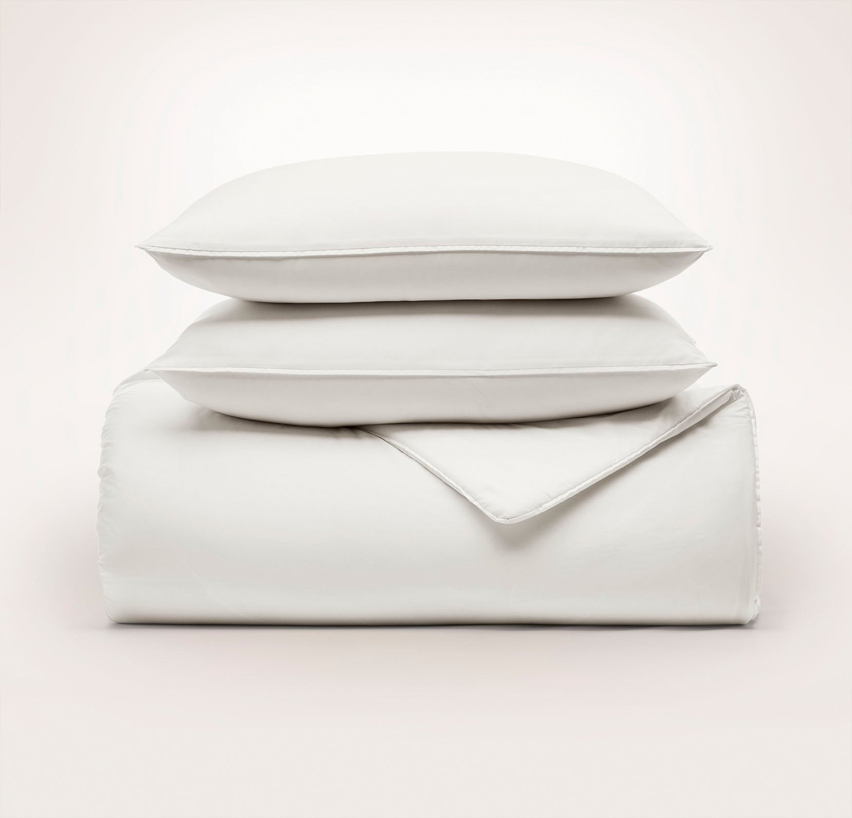 Signature Comforter Set in White