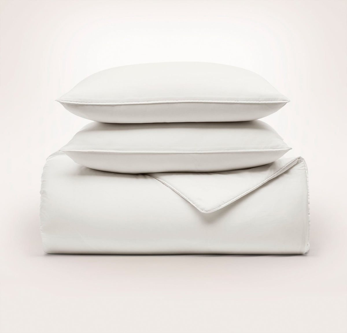 Signature Comforter Set in White