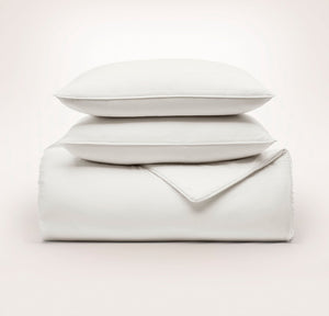 Signature Comforter Set in White