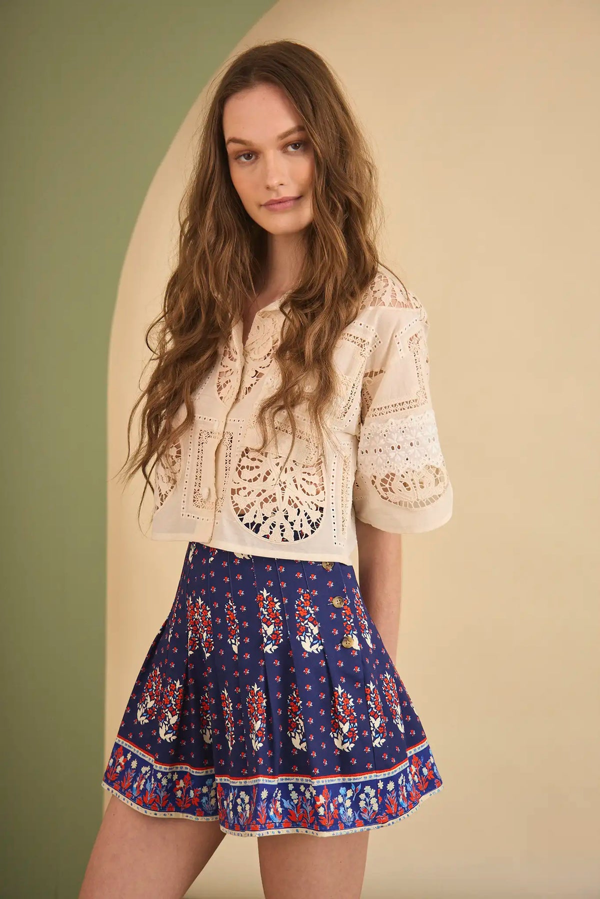 Willa Short in Fall Floral Navy