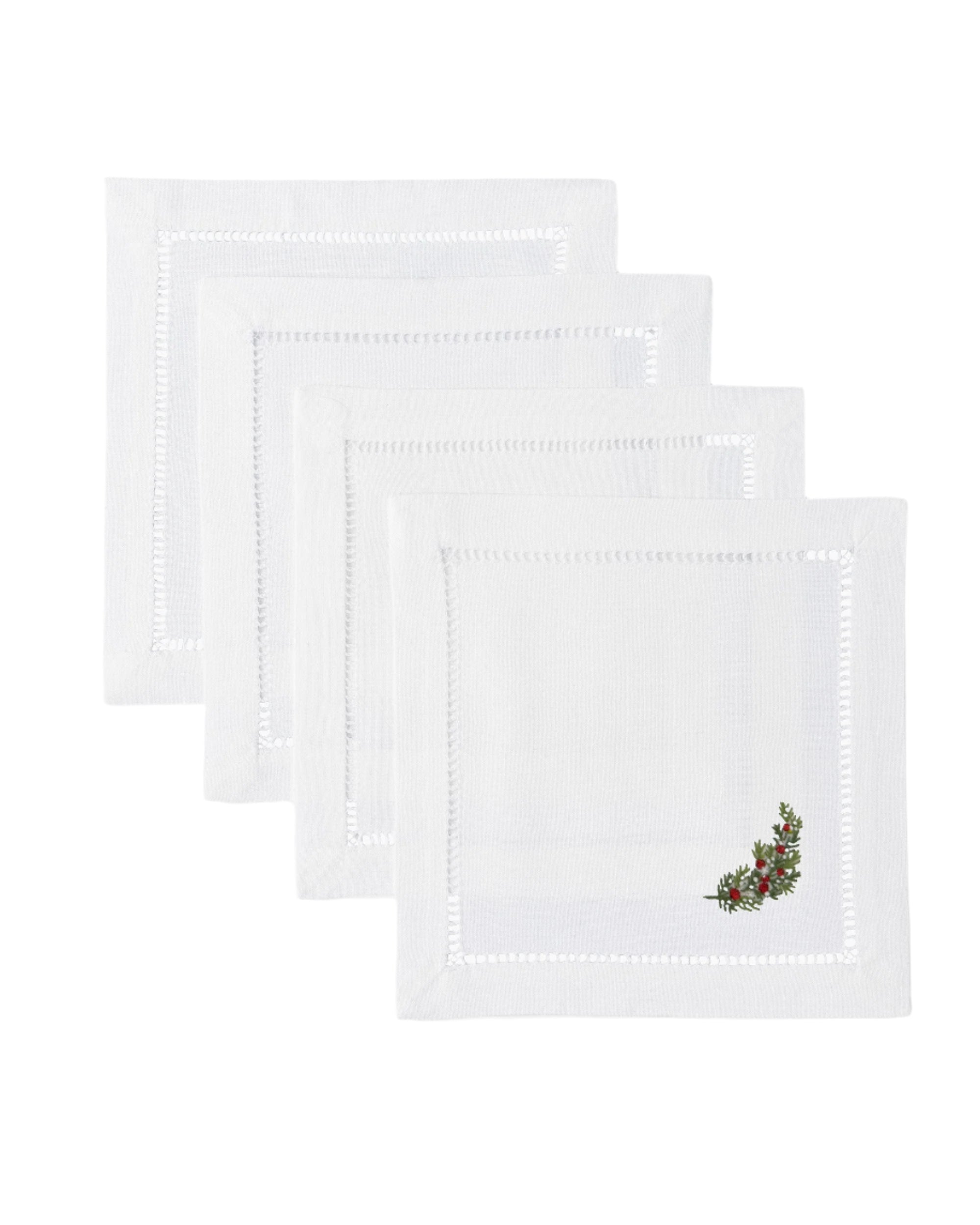 Wreath Snow Cocktail Napkins, Set of 4