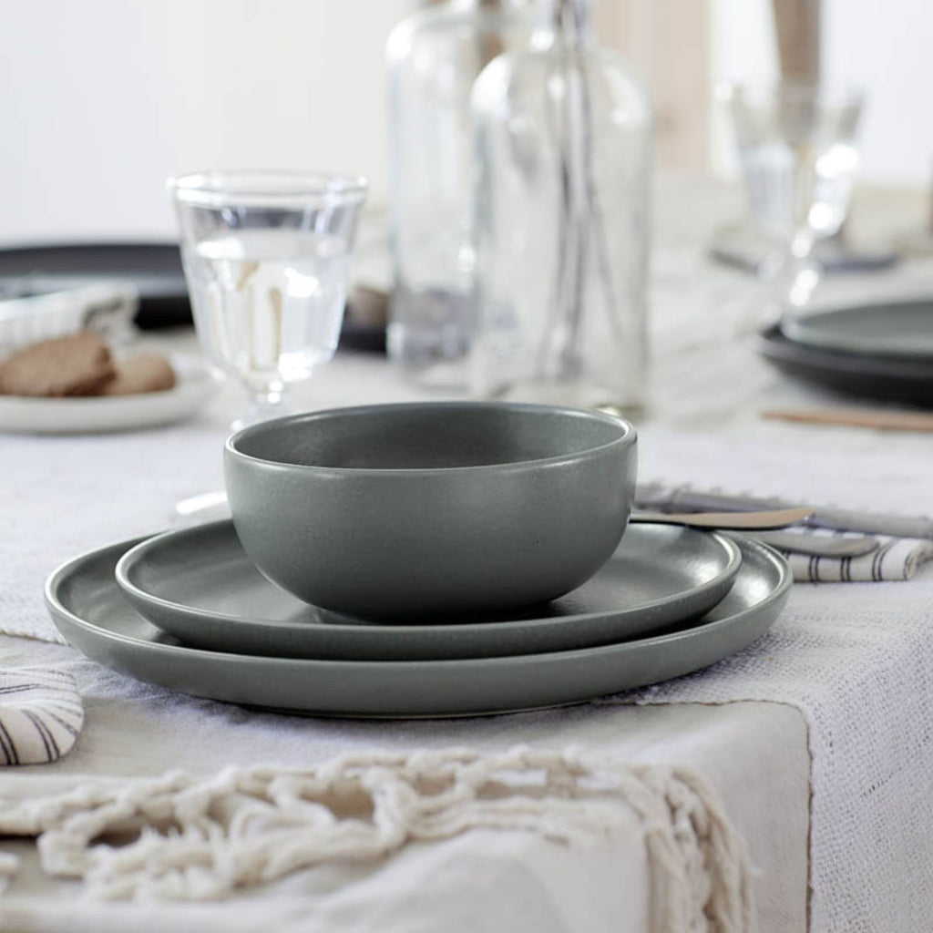 Pacifica Collection Serving Bowl 10" in Artichoke