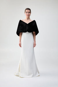 Yasmine Wrap in Black