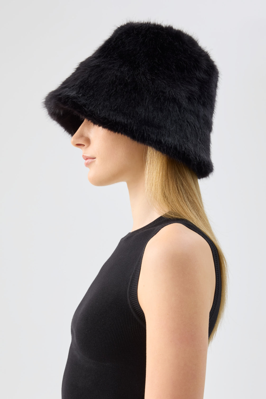 Yeoman Bucket Hat in Black