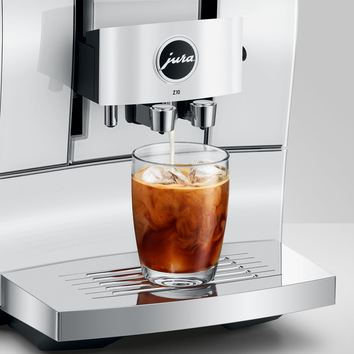 Z10 Fully Automatic Coffee Machine in Diamond White