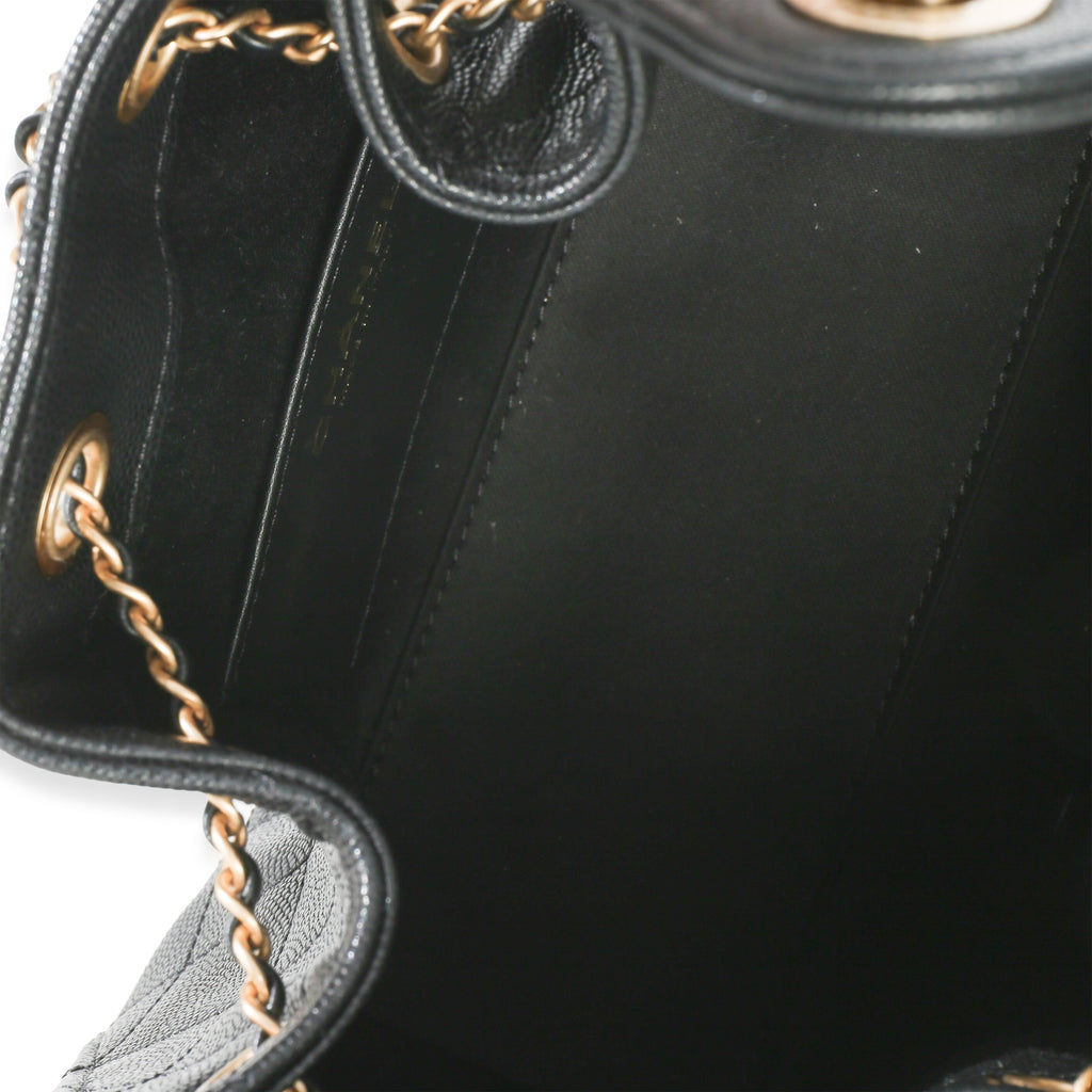 Chanel 26P Black Quilted Caviar Mini  25 Hobo Handbag Handbag ad1
