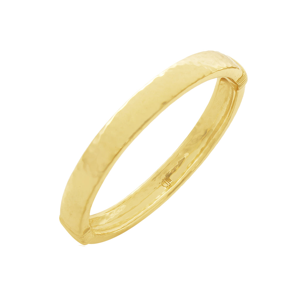 Cleopatra Oval Hinged Bangle in Hammered Gold