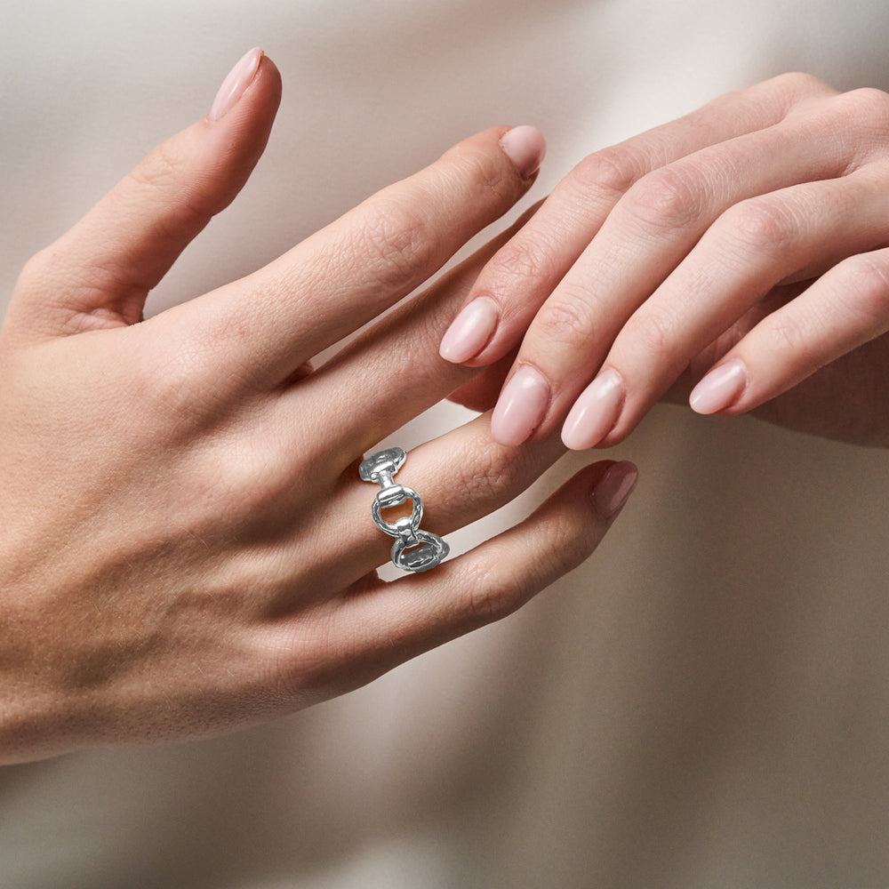 Equestrian Snaffle Bit Ring in Silver