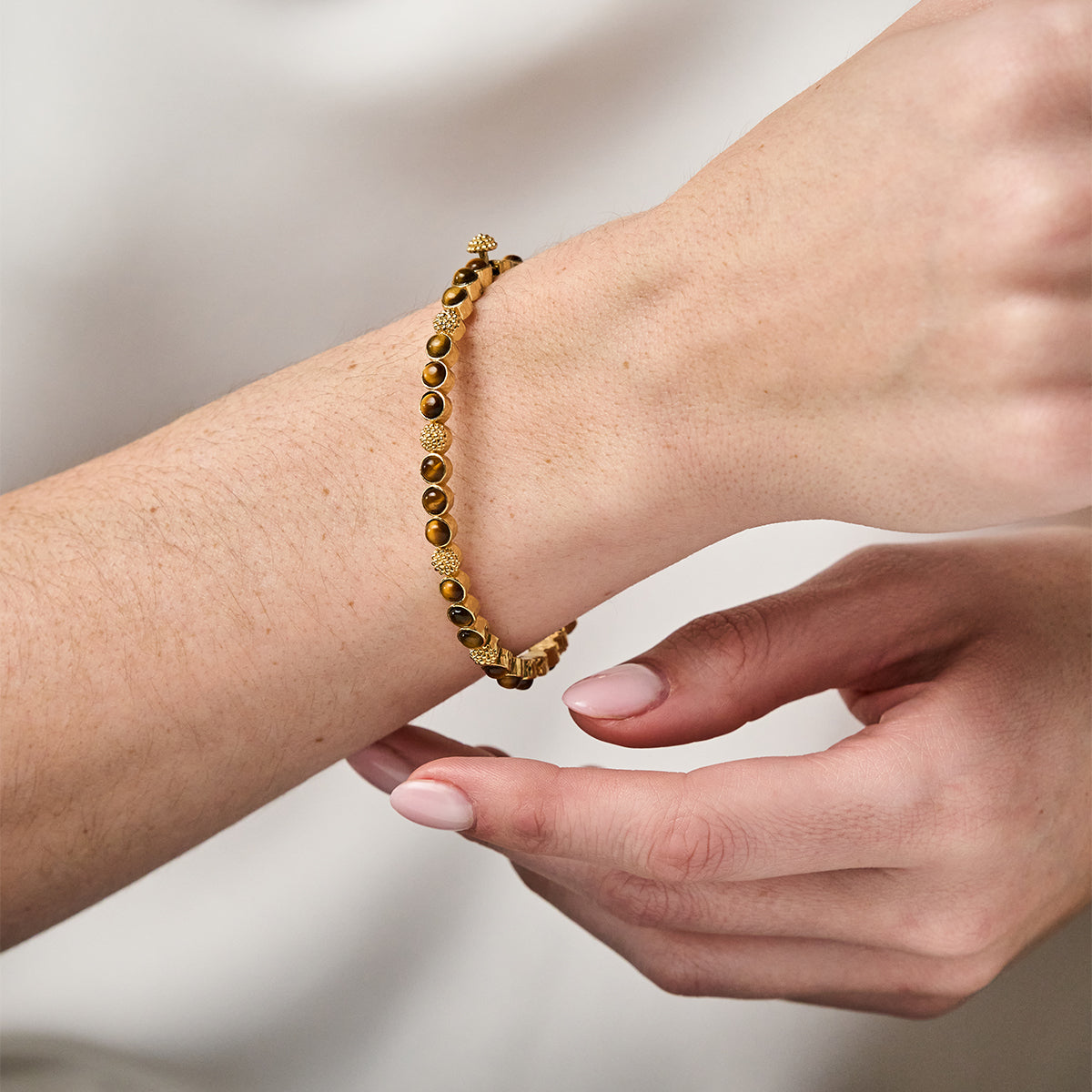 Berry Gem Petite Hinged Bangle in Tiger’s Eye
