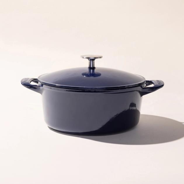Round Enameled Cast Iron Dutch Oven