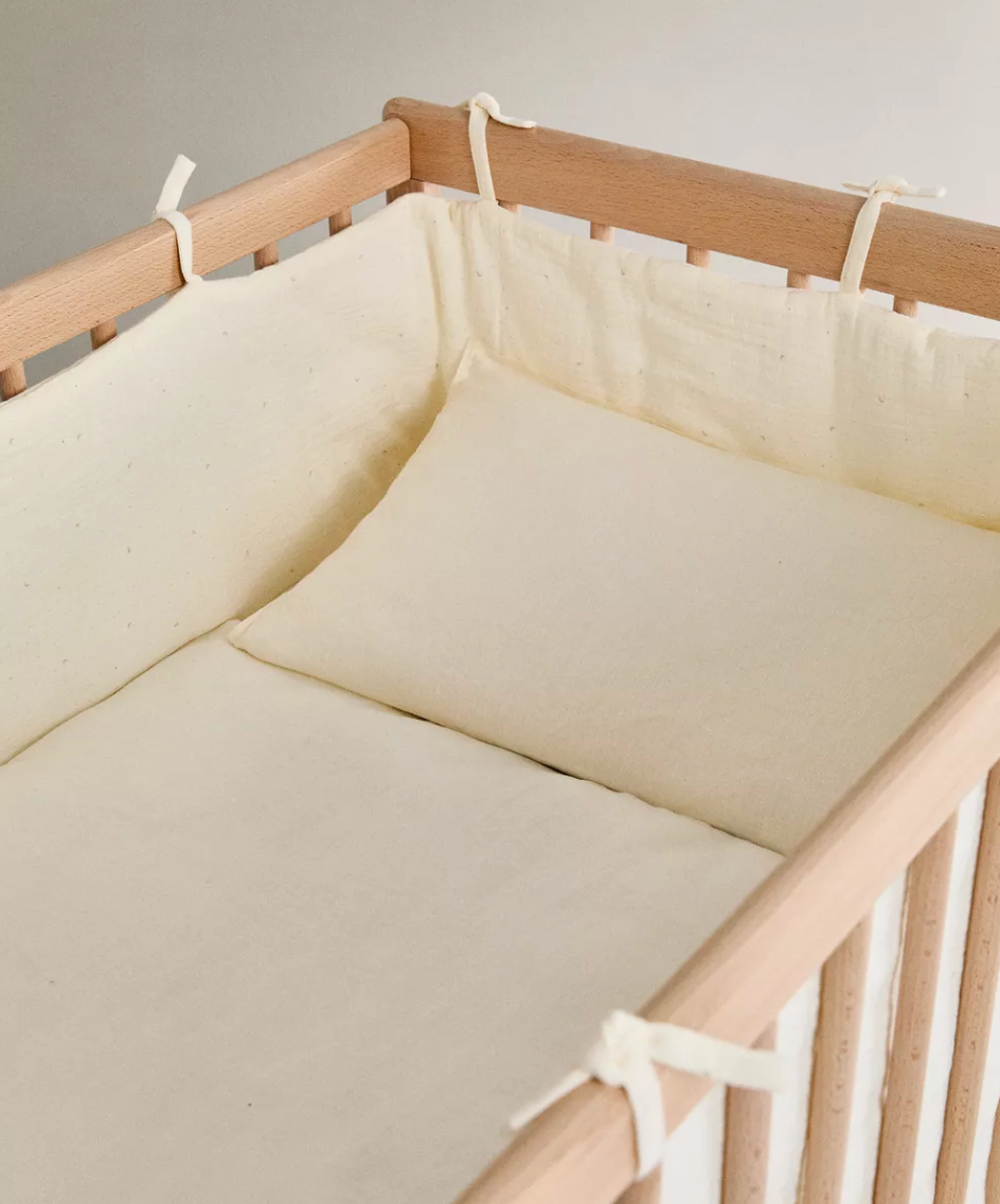 CHILDREN'S MOON COT BUMPER COVER
