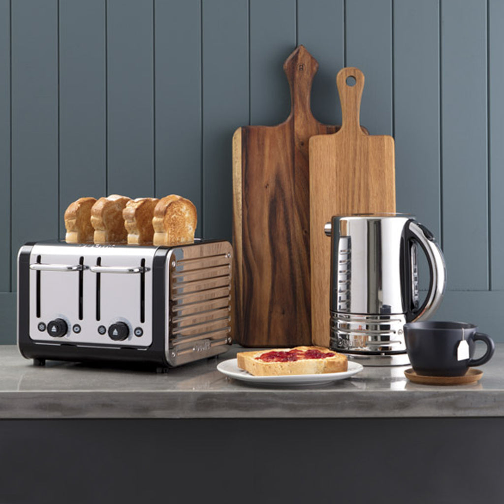 4 Slot Design Series Toaster in Black/Stainless Steel
