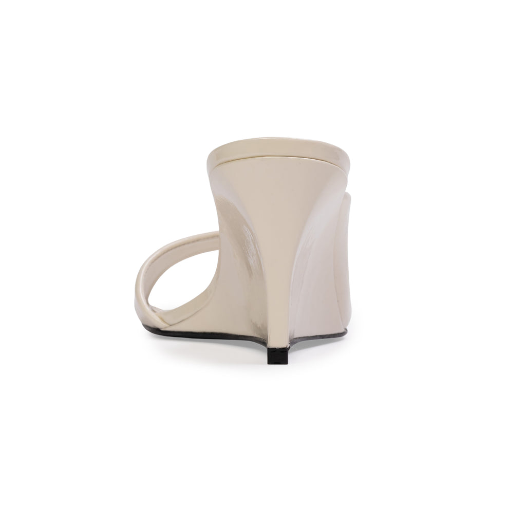 Arisha 70 Mule in Coconut Patent Leather