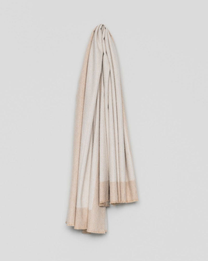 Arran Border Cashmere Blanket ~ Alabaster