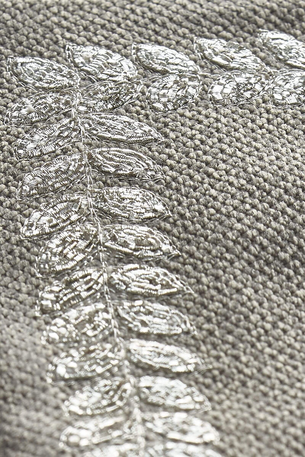 Atoof-Collection-ReubenTallitBag-DetailFront1