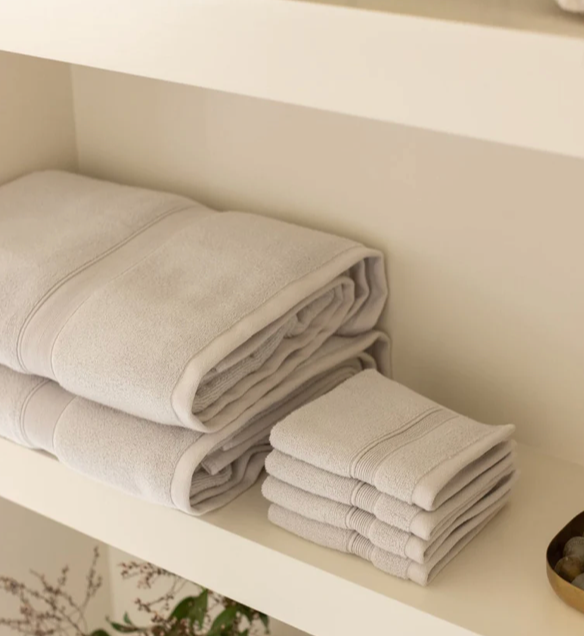 Bath Towels (Light Grey)