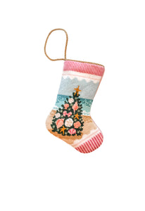Kate Lewis: Christmas on the Coast