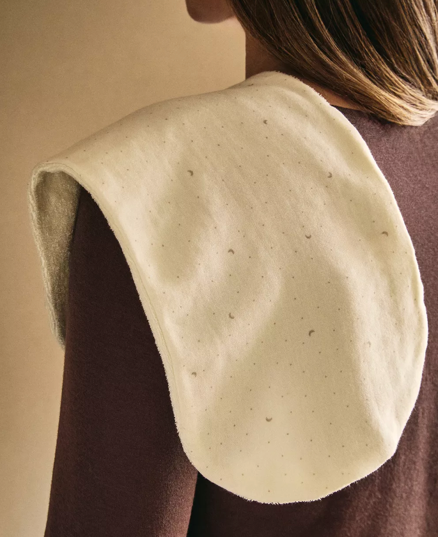 CHILDREN'S MOON SHOULDER BIB