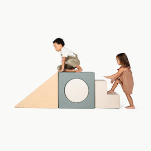 Dusk ¥ Ivory ¥ Wheat ¥ Millet@little kids playing on Block Playset