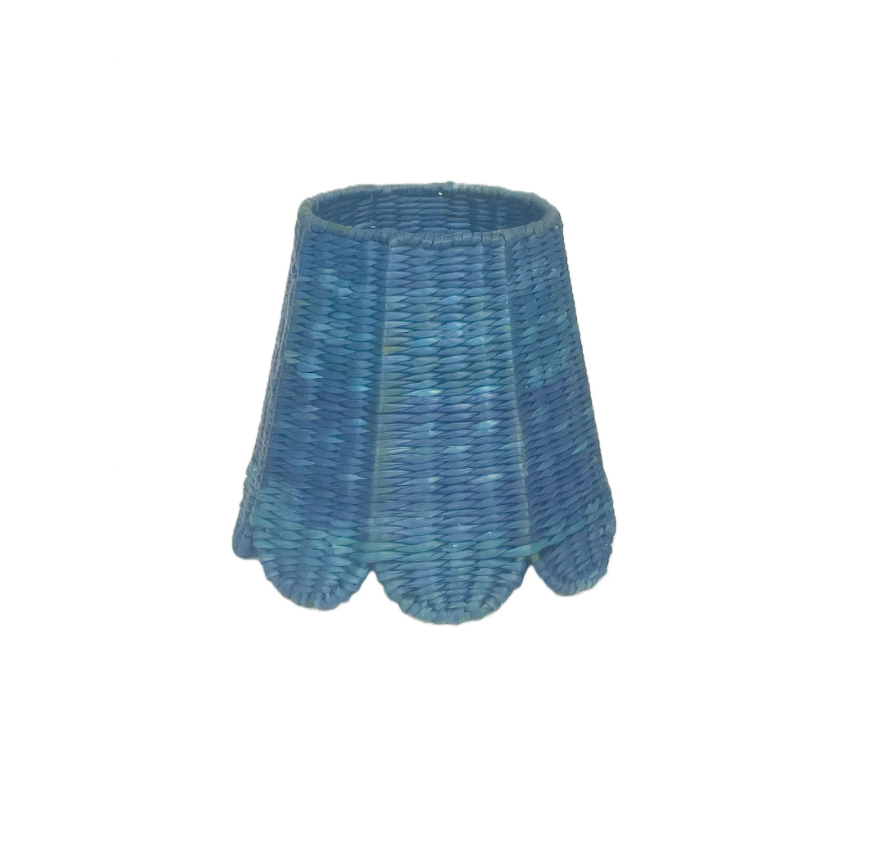 Small Seagrass Shade Cover Scalloped in Blue