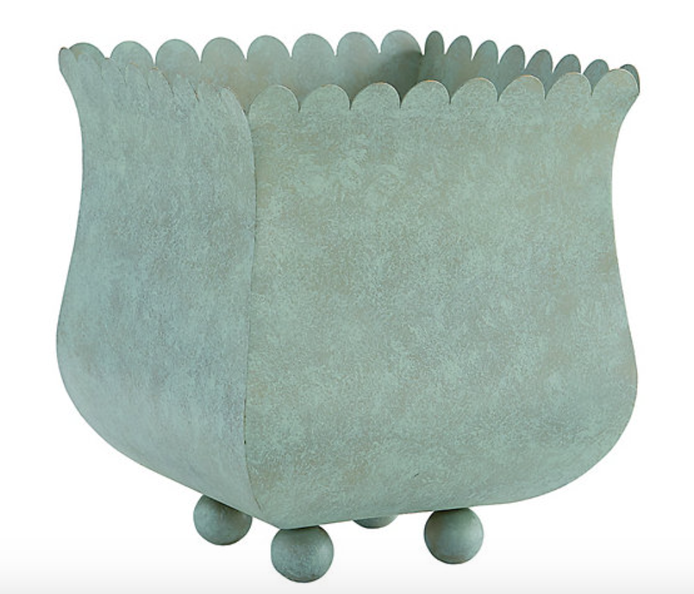 Scallop Planter