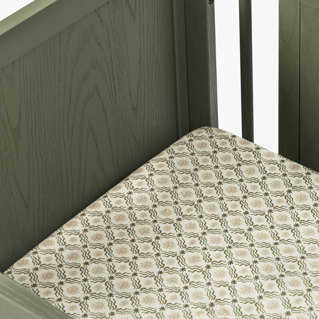 Crib Sheet in GOTS Certified Organic Brushed Cotton by Nate Berkus in Juniper Star