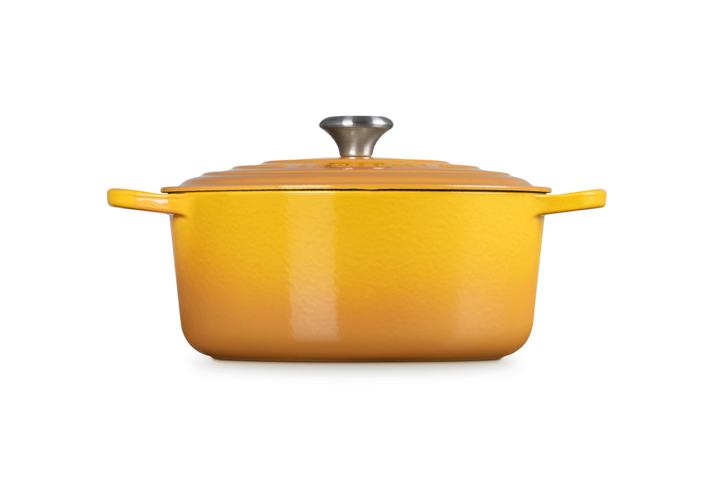 Le Creuset Signature Round Dutch Oven, 7.25 qt., Nectar