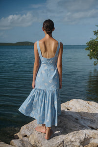 Low-Back Dress in Blue Mini Bouquet