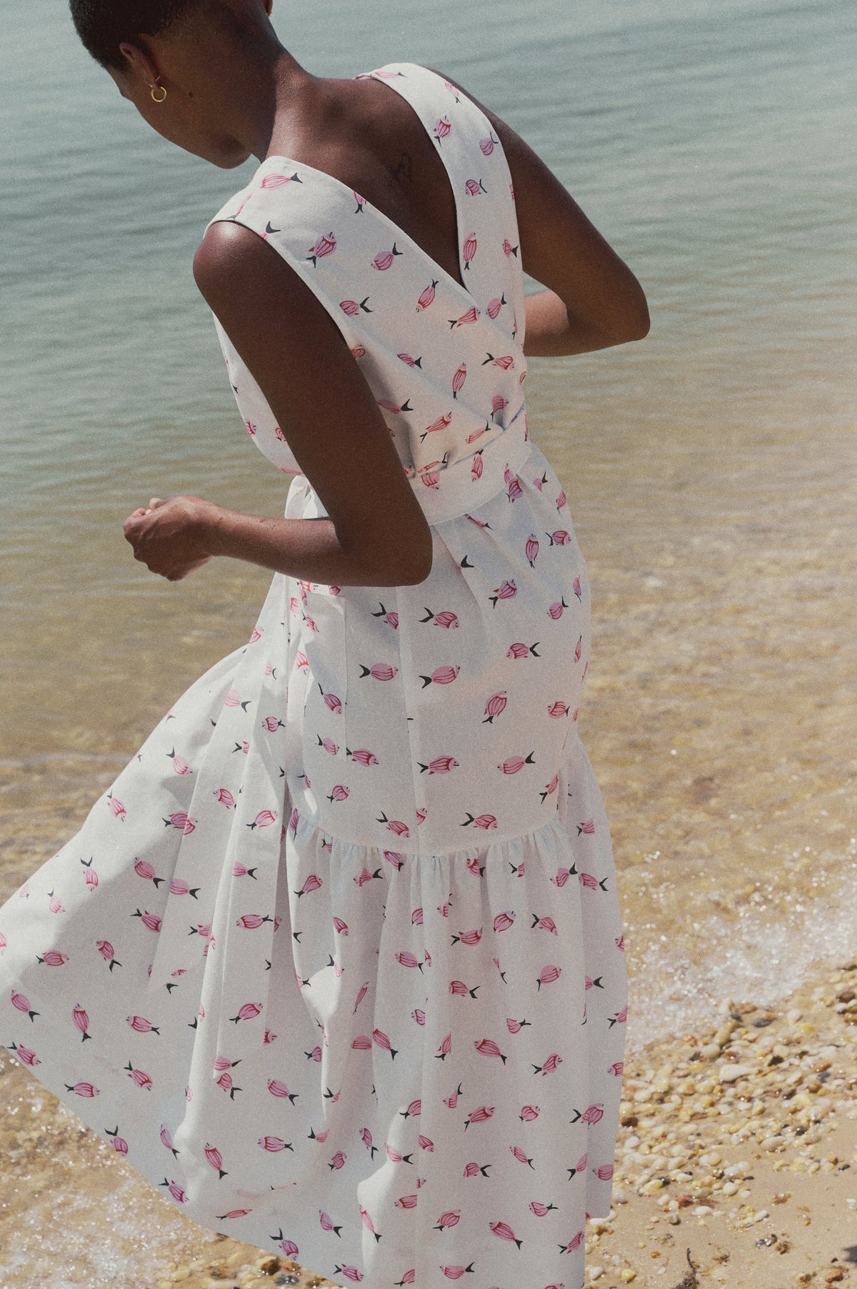 V-Neck Shift Dress with Belt in Vintage Pink Fish