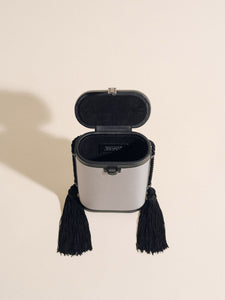 #color_silver-satin