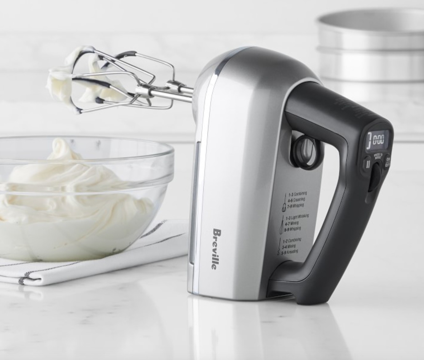 Breville Handy Mix Scraper 9-Speed Hand Mixer